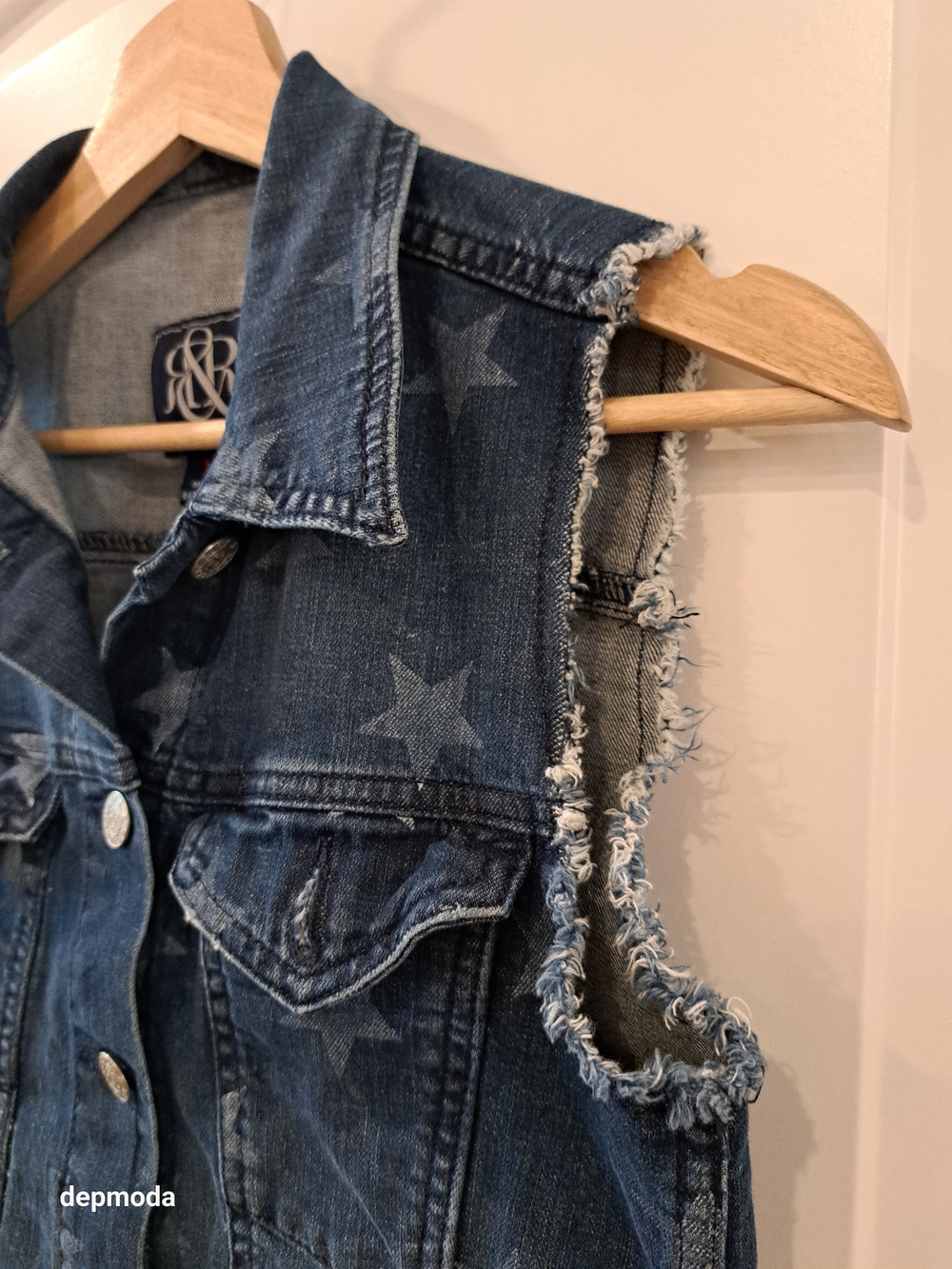 Rock & Republic jean vest Medium Blue Star-Print Denim Pocket Buttons size XS - Picture 7 of 13